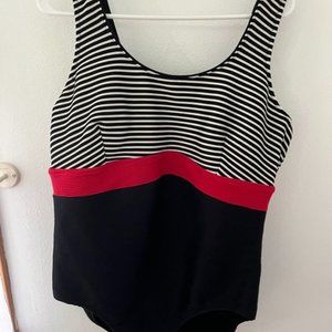 EUC Lands' End Women’s Tummy Control Swimsuit